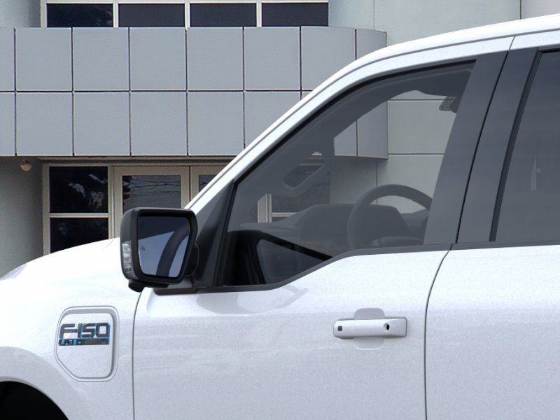 2025 Ford F-150 Lightning Flash - Photo 38