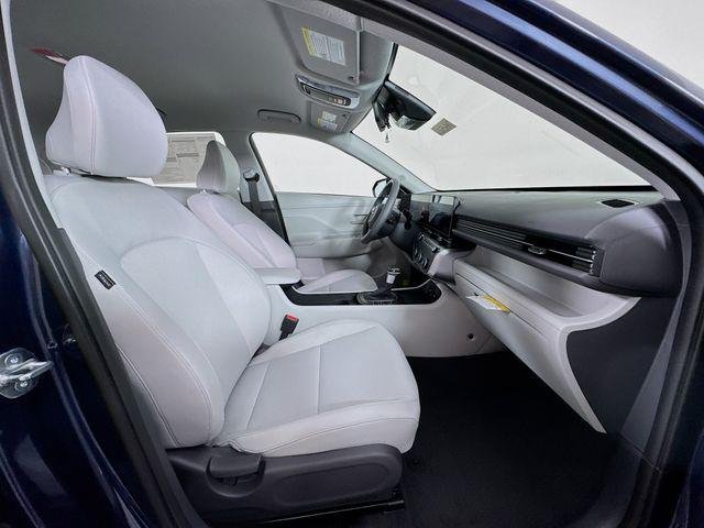 New 2026 Blue Hyundai SE FWD image 38