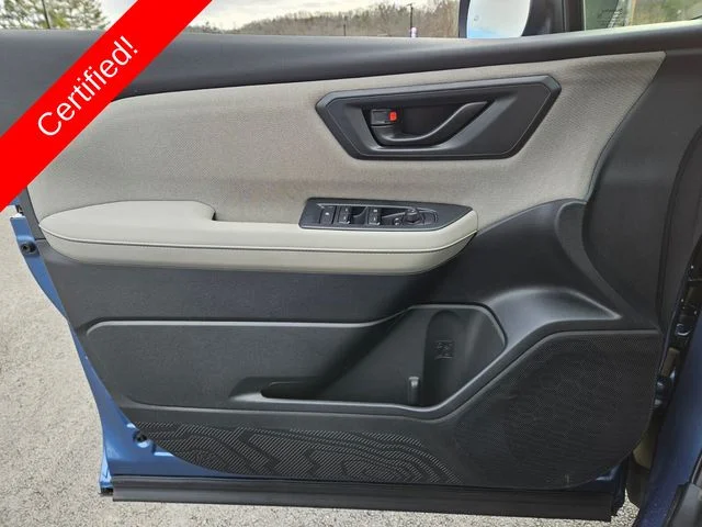 Used 2025 Blue Subaru Base image 30