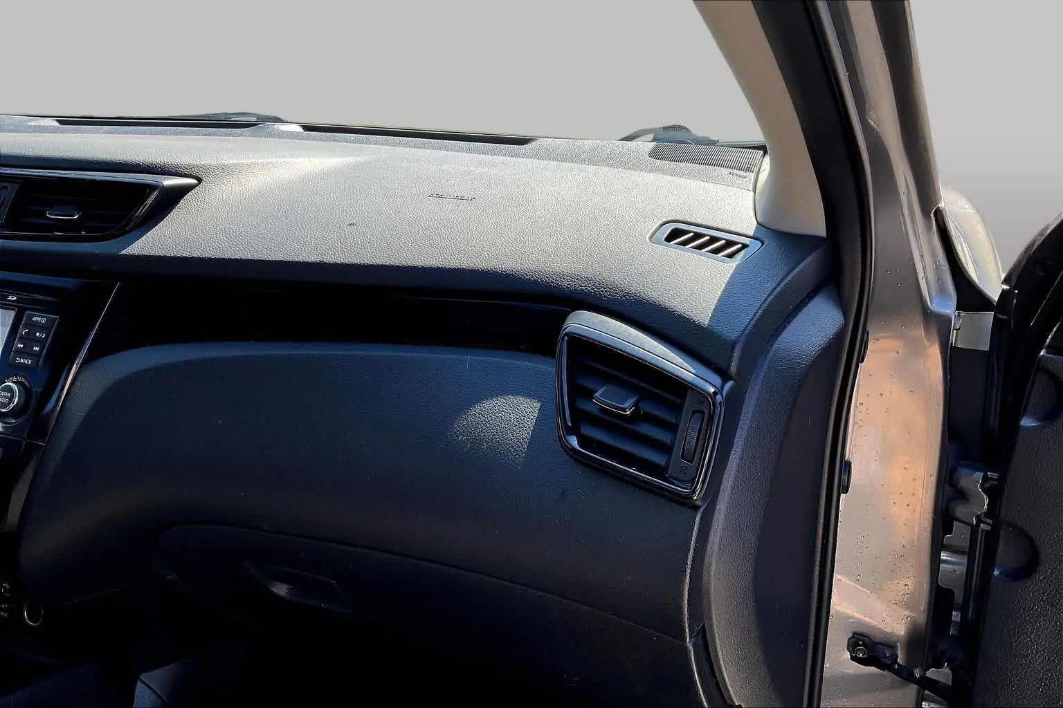 Used 2018 Gun Metallic Nissan SV image 18