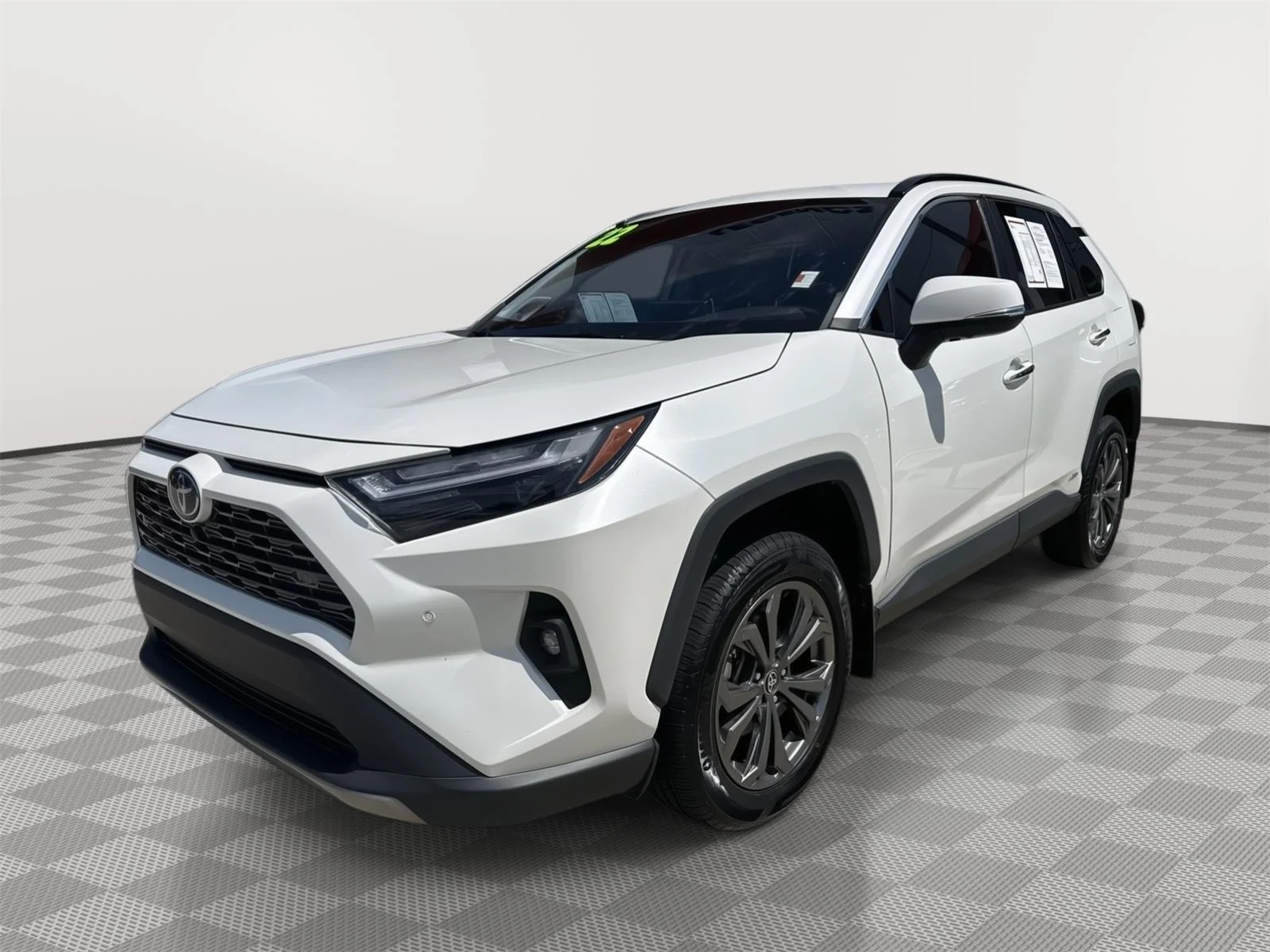 Used 2022 Blizzard Pearl Toyota Limited image 11