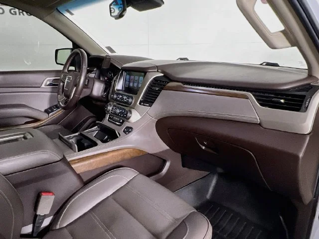 Used 2019 White GMC Denali image 44