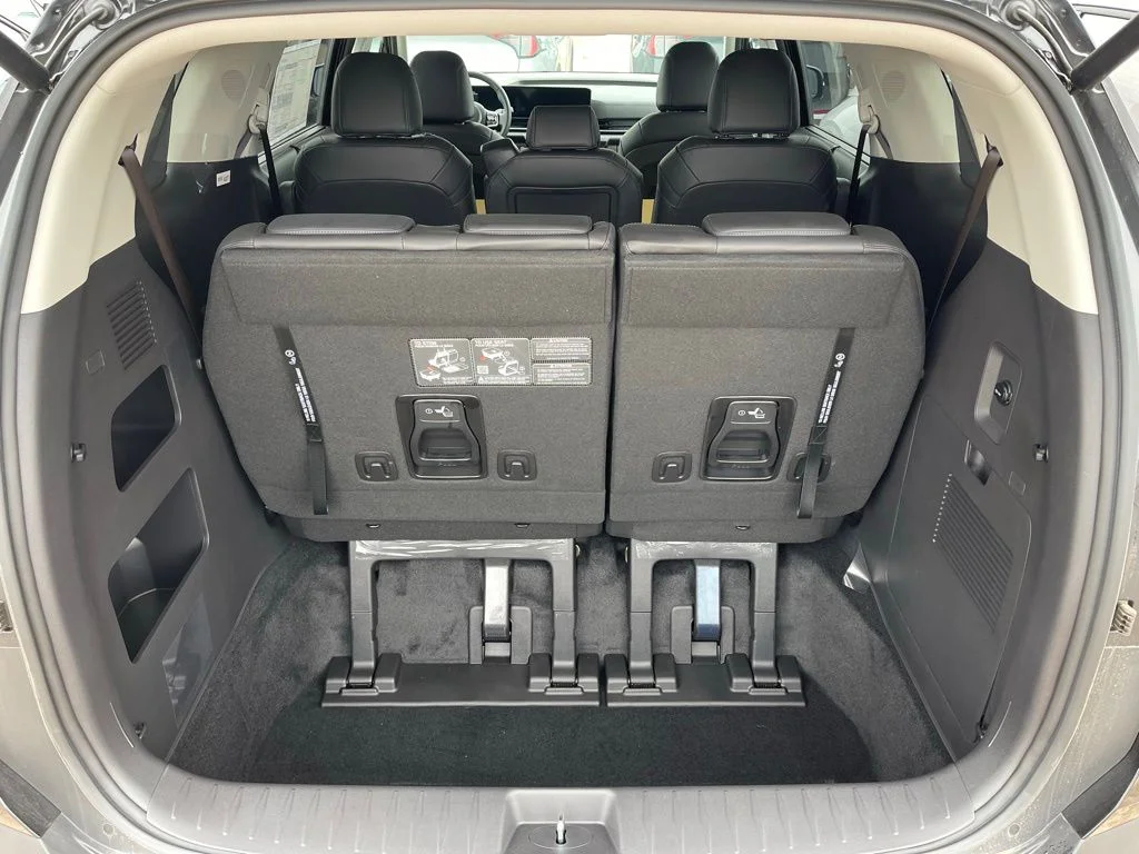 New 2026 White Kia EX image 8