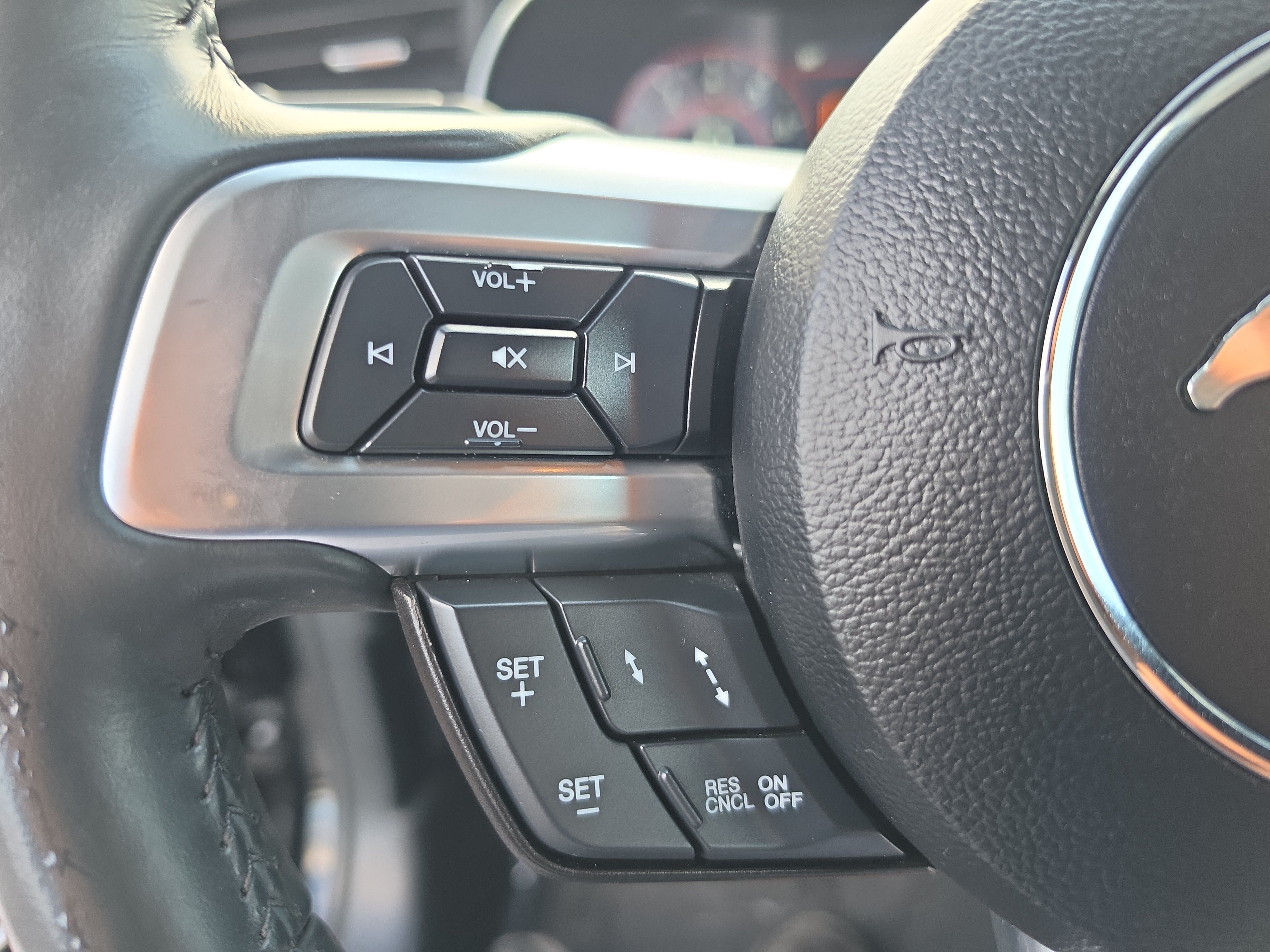 Used 2023 Black Ford GT image 19