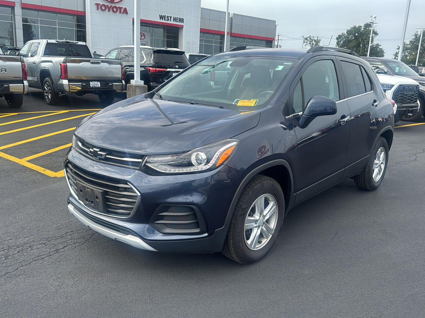 Used 2019 Storm Blue Metallic Chevrolet LT image 3