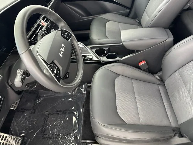Used 2025 Gray Kia EX Touring image 22