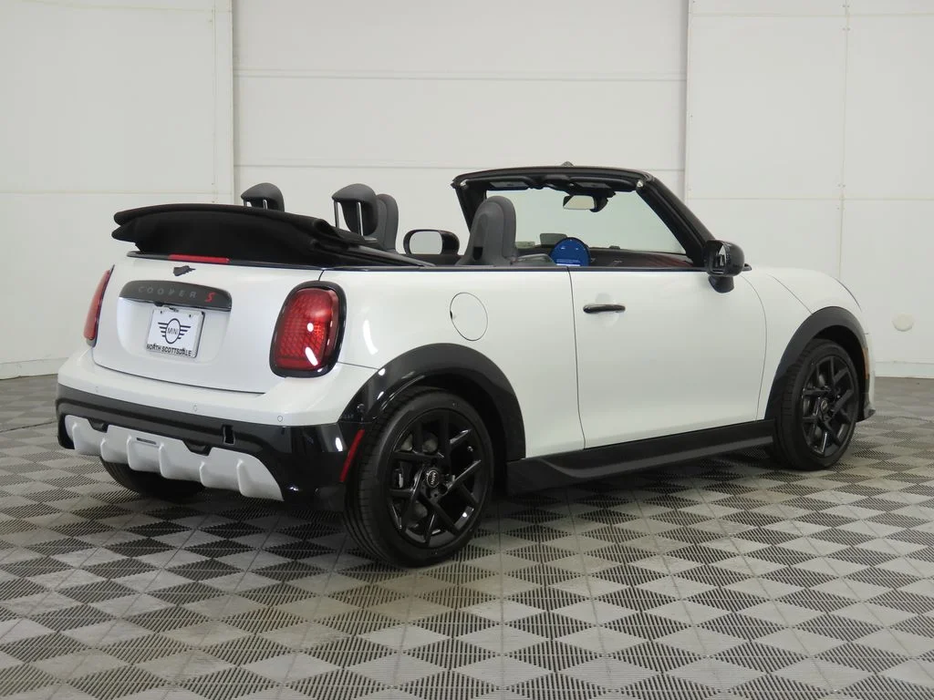 Used 2026 Nanuq White Metallic MINI  image 6