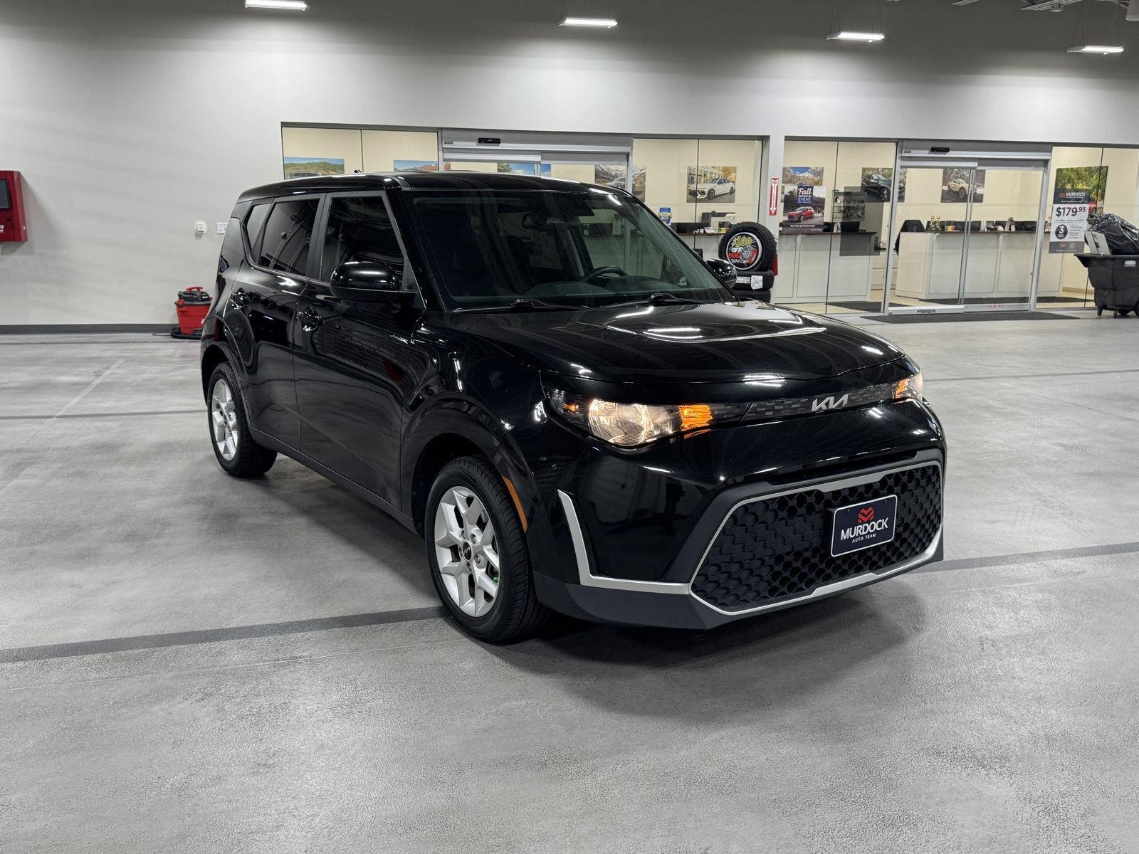 2023 Kia Soul S - Photo 13