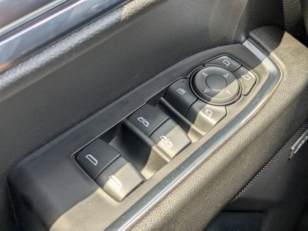 2023 Chevrolet Silverado 1500 LTZ - Photo 28