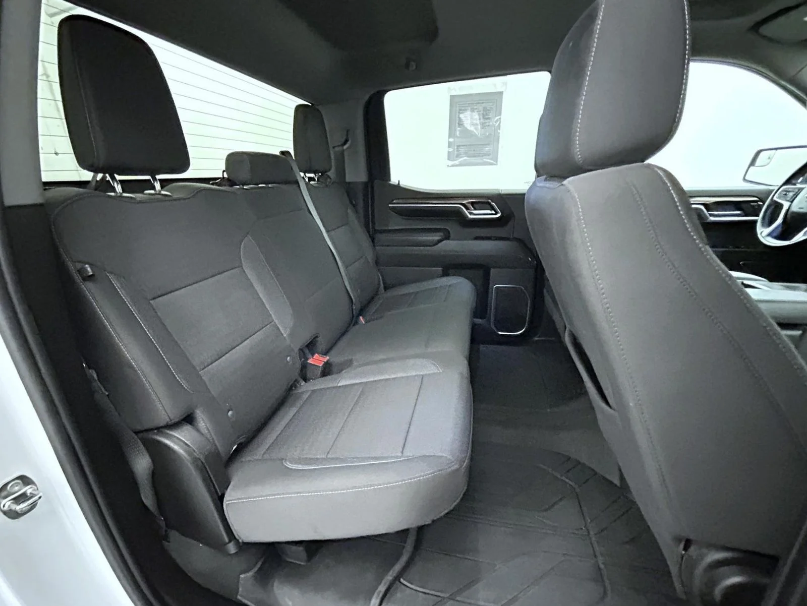 Used 2023 White Chevrolet LT image 18