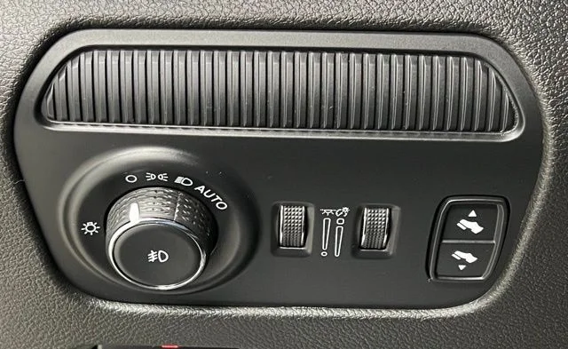2023 Jeep Wagoneer Series II - Photo 32