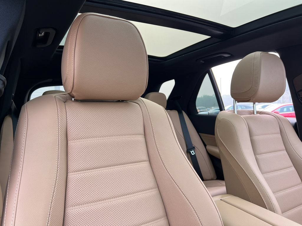 New 2026 MANUFAKTUR Ireland Mid Green Metallic Mercedes-Benz GLE 350 image 66