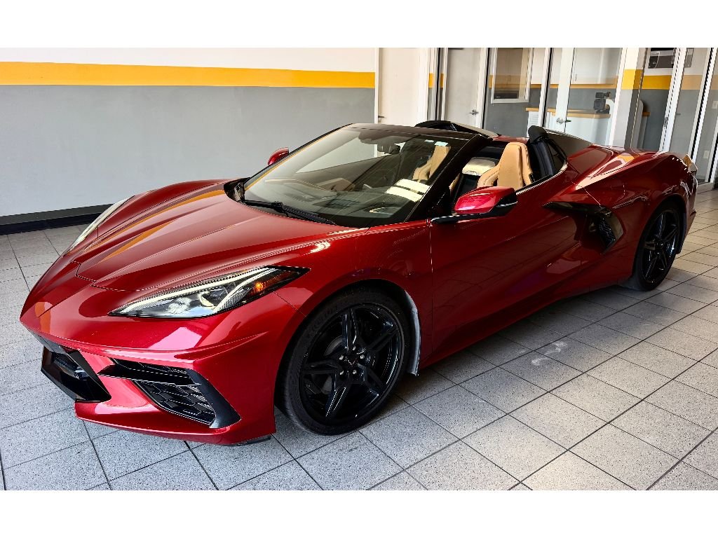 Used 2021 Red Chevrolet 2LT image 19