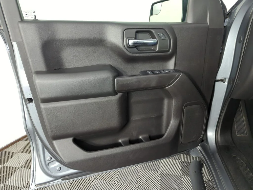 Used 2020 Gray Chevrolet Custom Trail Boss image 17