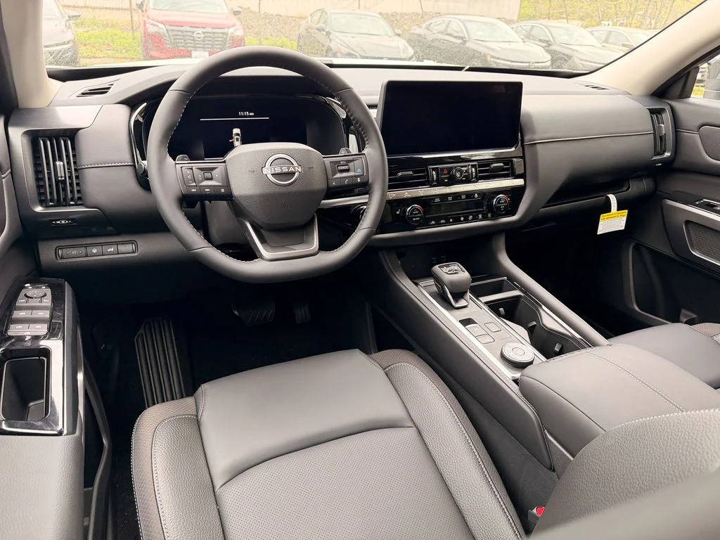 New 2026 White Nissan SL image 11