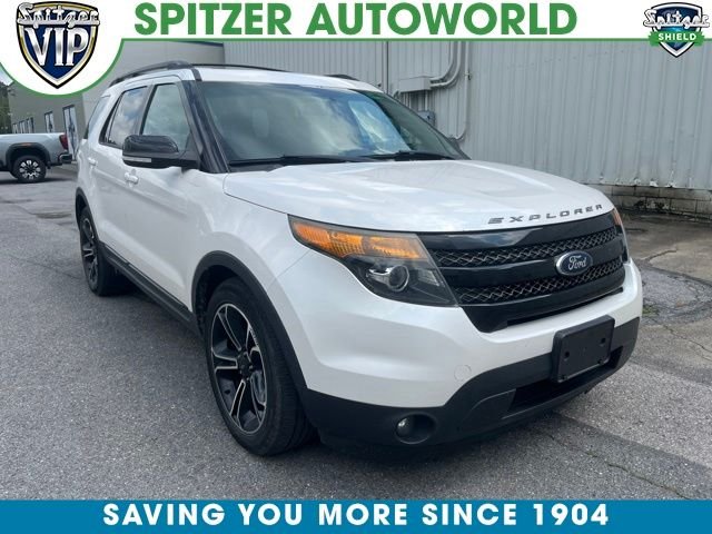 Used 2015 White Ford Sport image 1