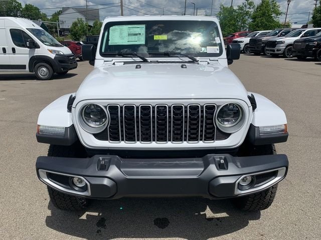 New 2026 Bright White Clear-Coat Exterior Paint Jeep Sahara image 10