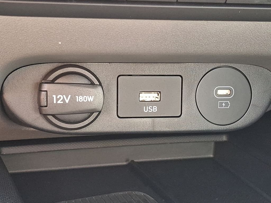 Used 2026 Gray Hyundai SEL Sport image 25