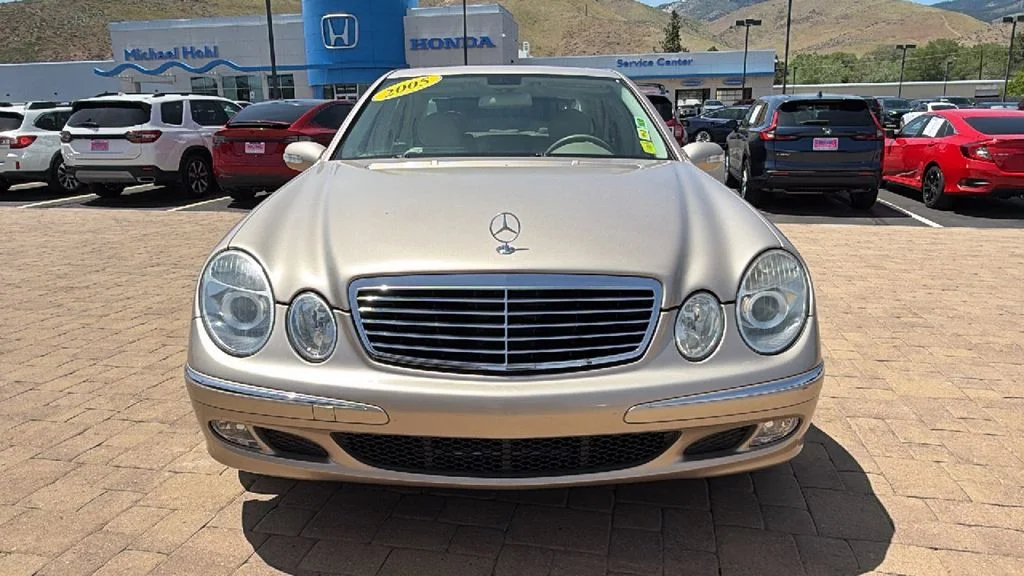 Used 2005  Mercedes-Benz E 320 image 8