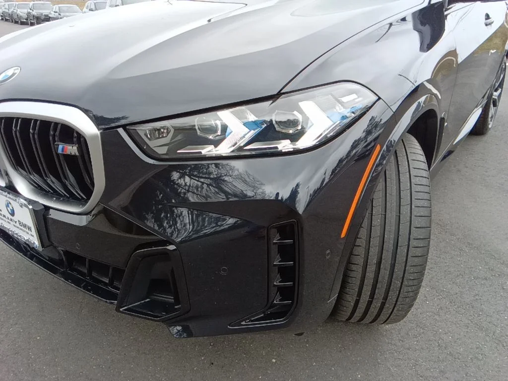 Used 2025 Carbon Black Metallic BMW M60i image 29