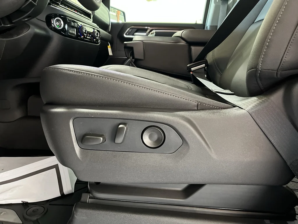 2026 Chevrolet Silverado 1500 LT - Photo 13