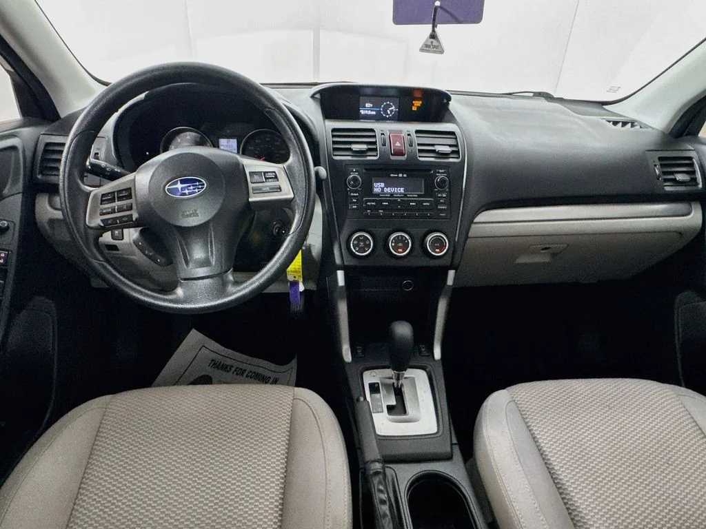 Used 2015 White Subaru 2.5i Premium image 26