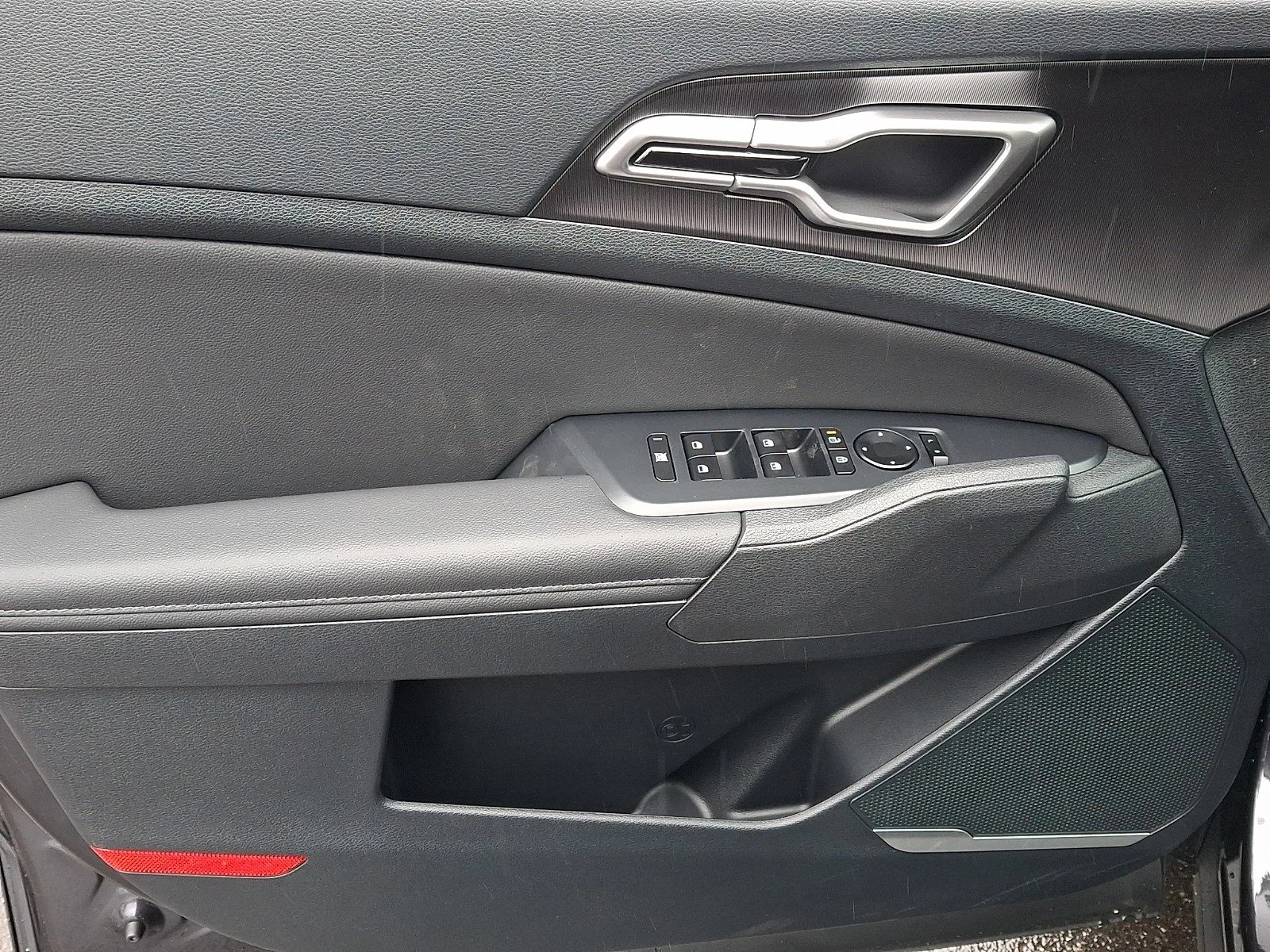 New 2026 Panthera Metal Kia EX image 8