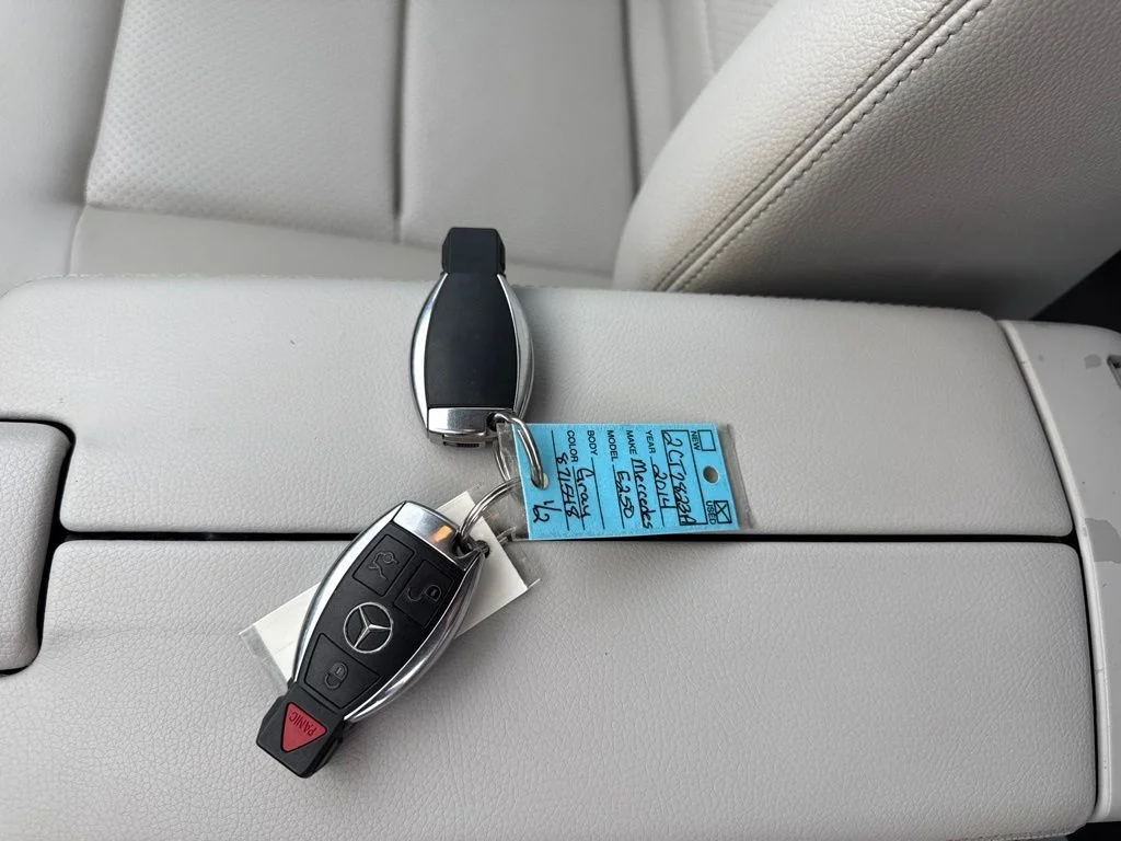 Used 2014  Mercedes-Benz E 250 image 40
