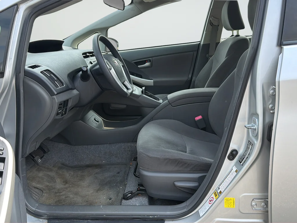 Used 2011 Silver Toyota Two image 10