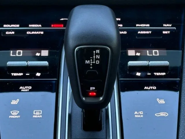 Used 2019 Black Porsche Base image 38