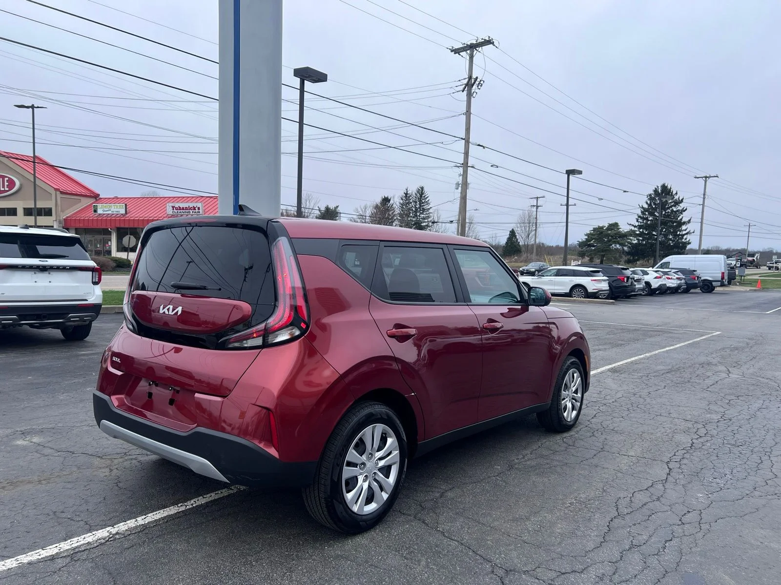 Used 2023 Mars Orange Kia LX image 7
