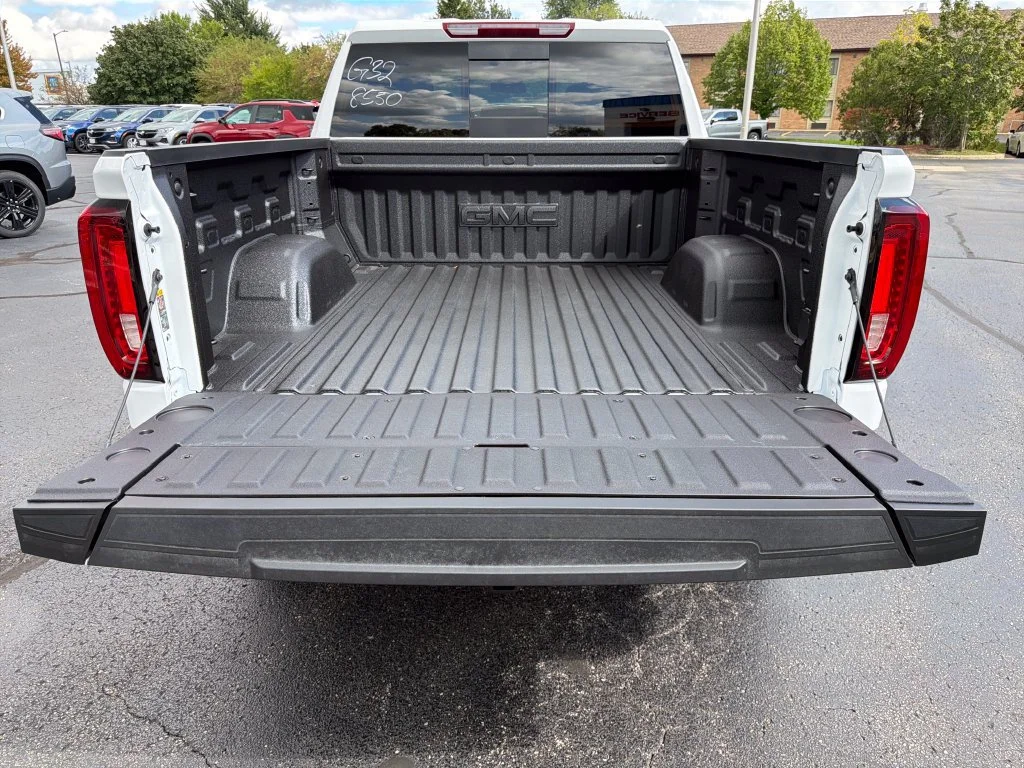 2026 GMC Sierra 1500 AT4 - Photo 25