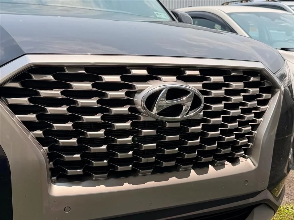 Used 2022 White Hyundai SEL image 13