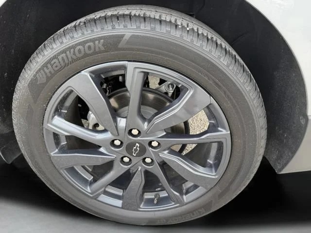 Used 2024 Sterling Gray Metallic Chevrolet RS image 34