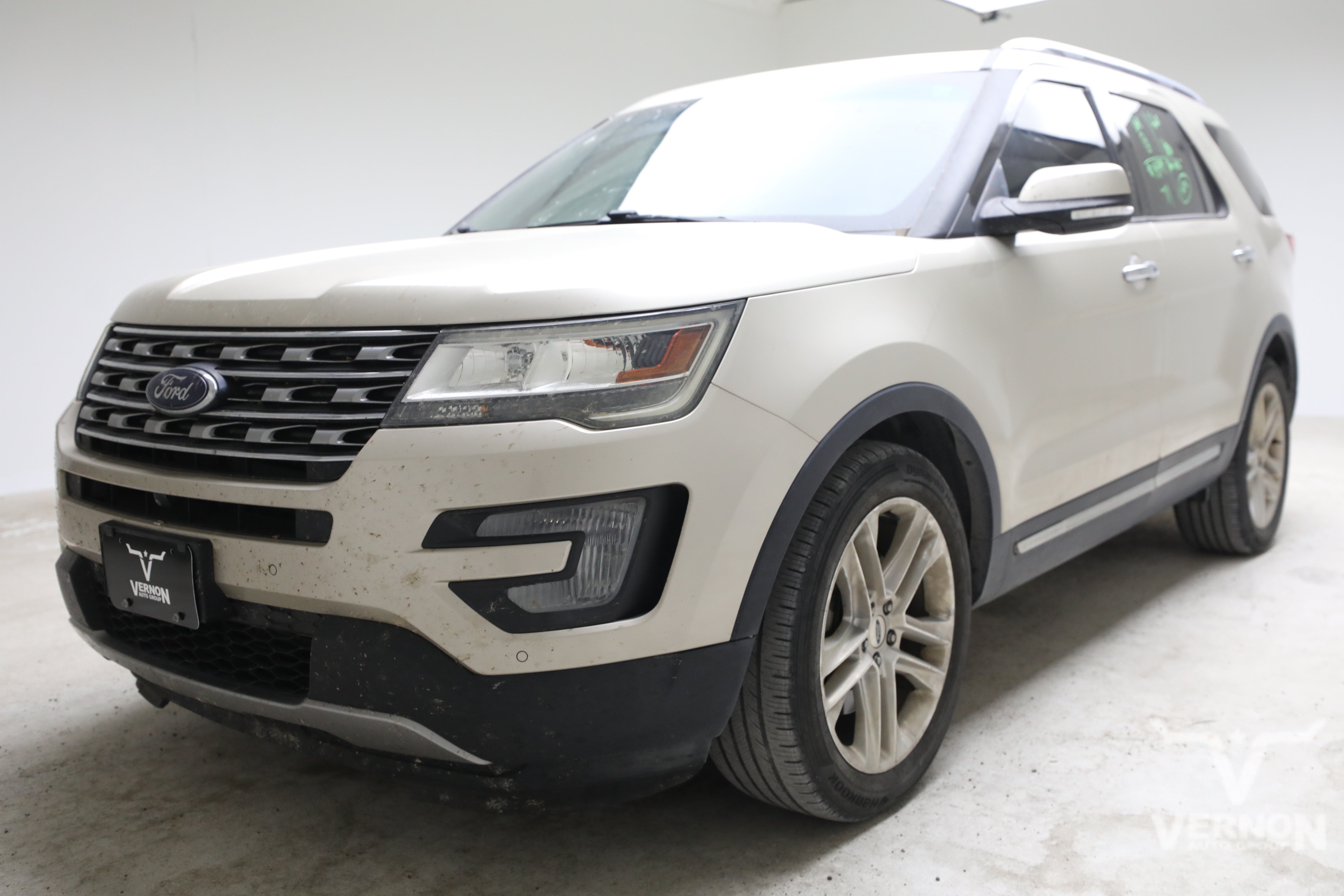 2017 Ford Explorer Limited FWD's photo