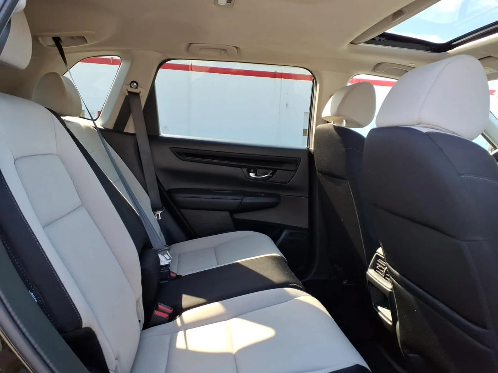 2025 Honda CR-V EX - Photo 23
