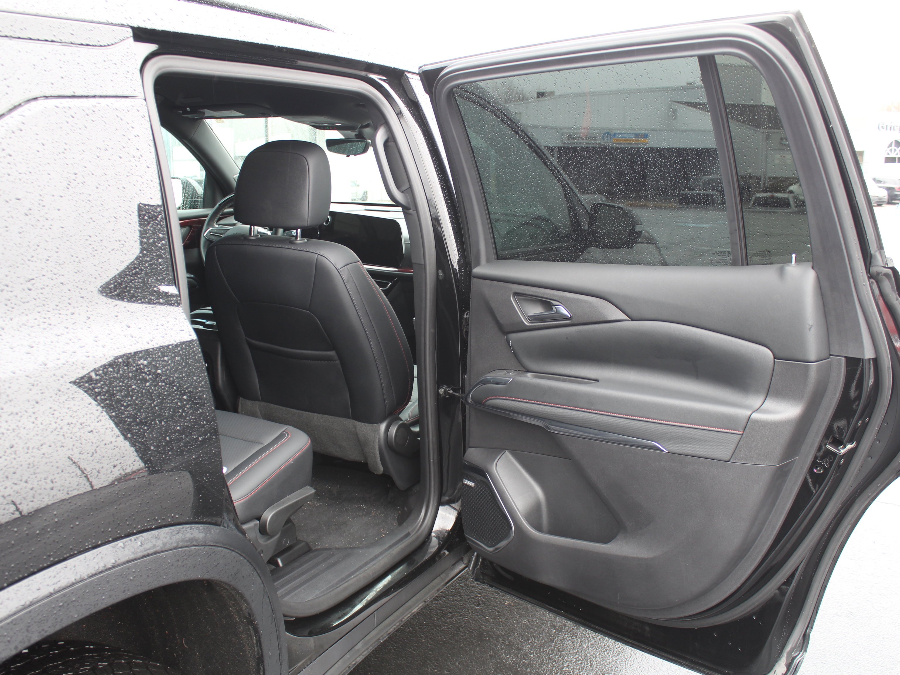 2024 Chevrolet Traverse Z71 - Photo 23