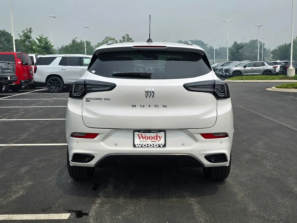 New 2026 White Frost Tricoat Buick Avenir image 9