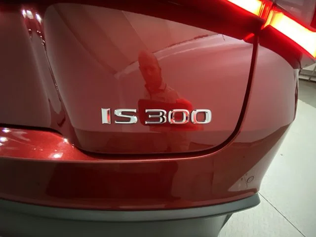 Used 2023 Red Lexus 300 image 26