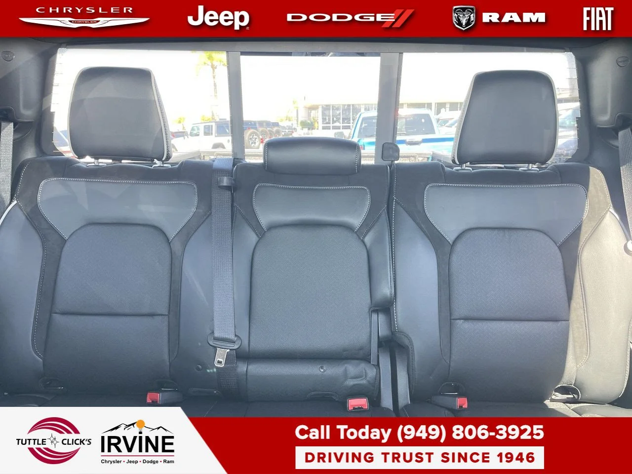 New 2027 Diamond Black Crystal Pearl-Coat Exterior Paint RAM Laramie image 5