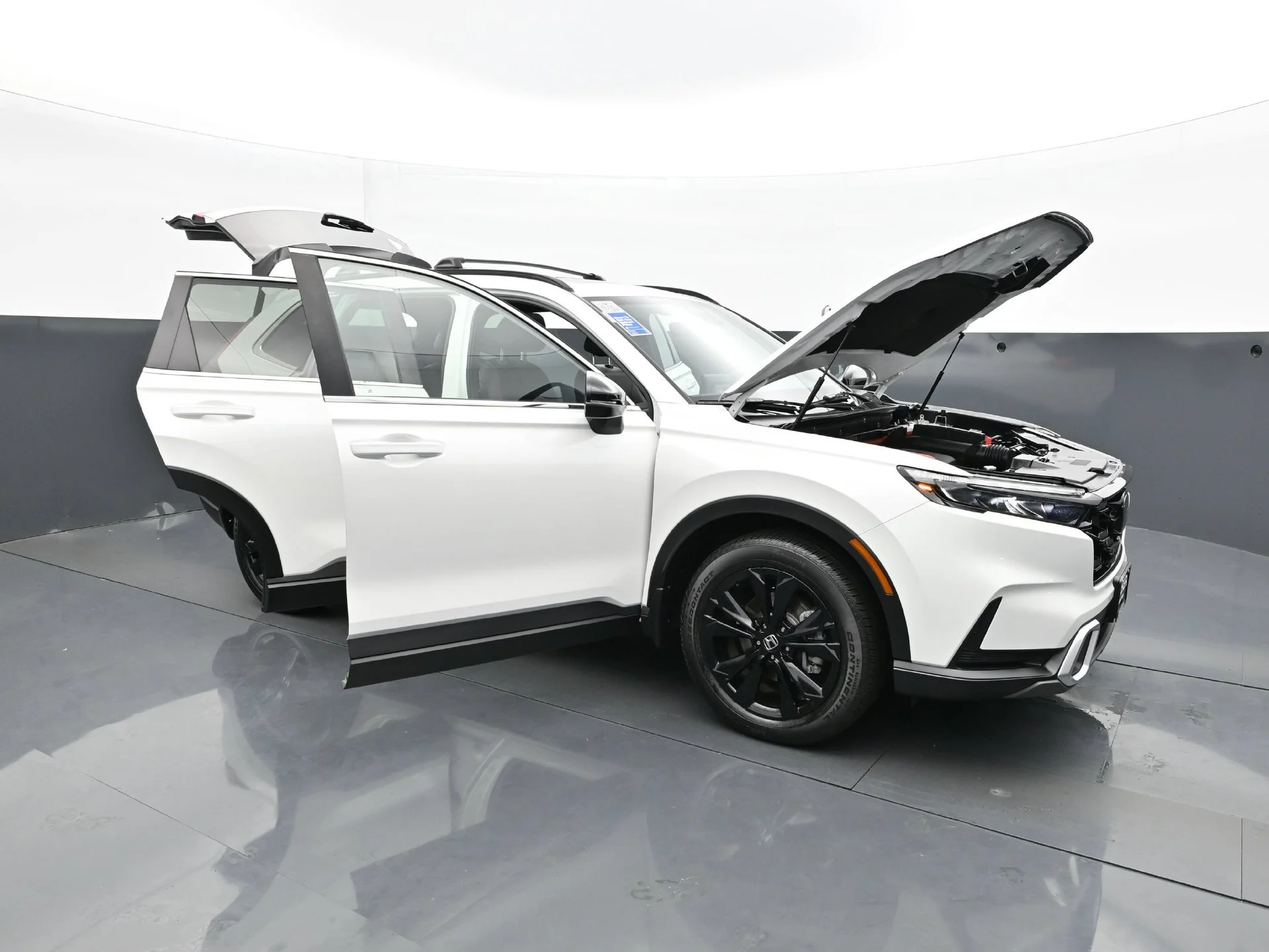 Used 2024  Honda 5D WAGON HYBRID SPORT TOURING AWD image 43