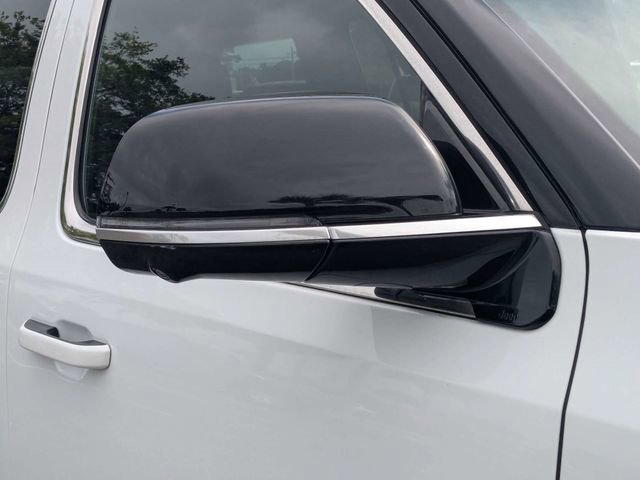 Used 2024 White Jeep Series III image 9