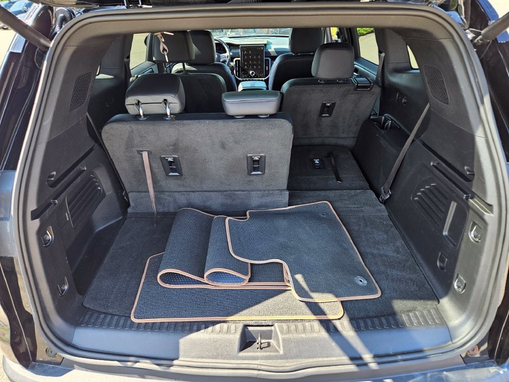 2024 GMC Acadia AT4 - Photo 19