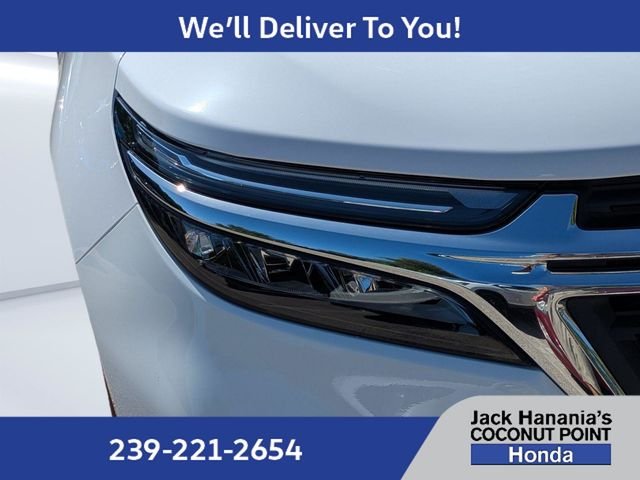 Used 2022 White Chevrolet LT image 10