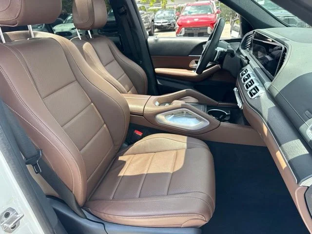 Used 2024  Mercedes-Benz GLS 450 image 14