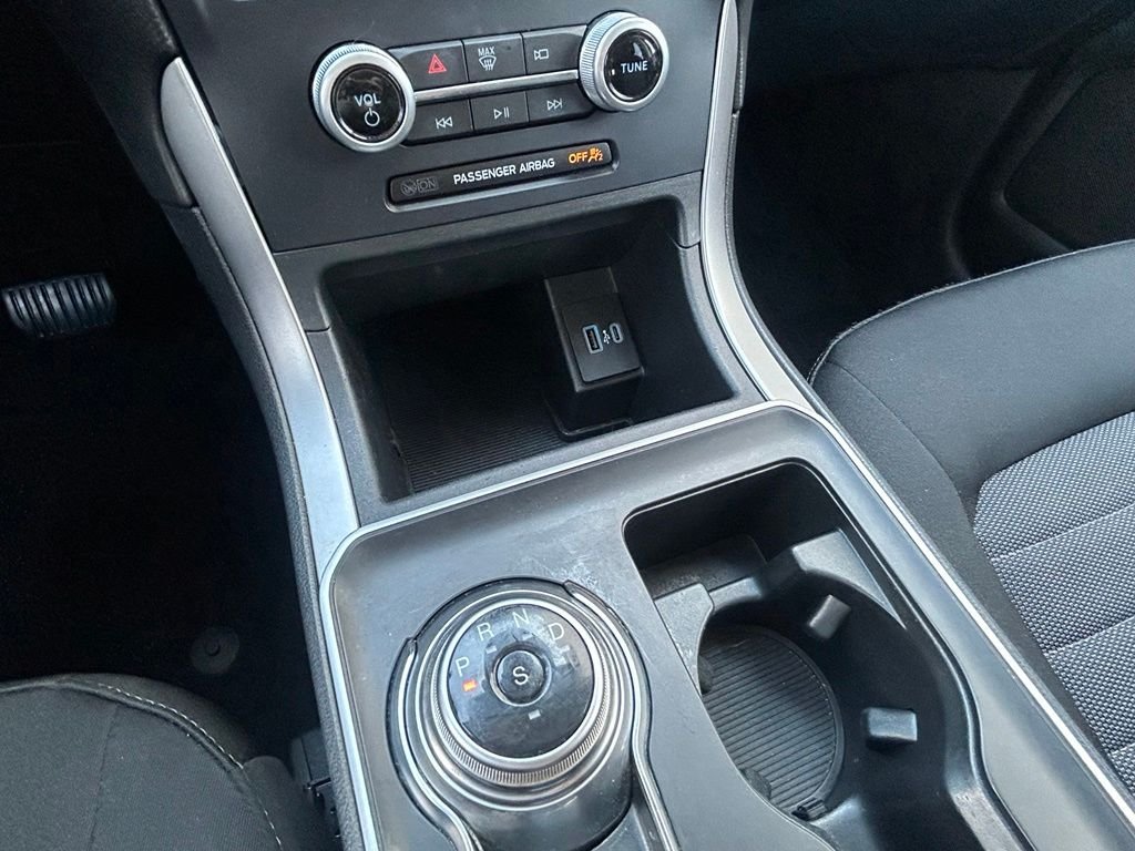 Used 2022 Silver Ford SE image 20