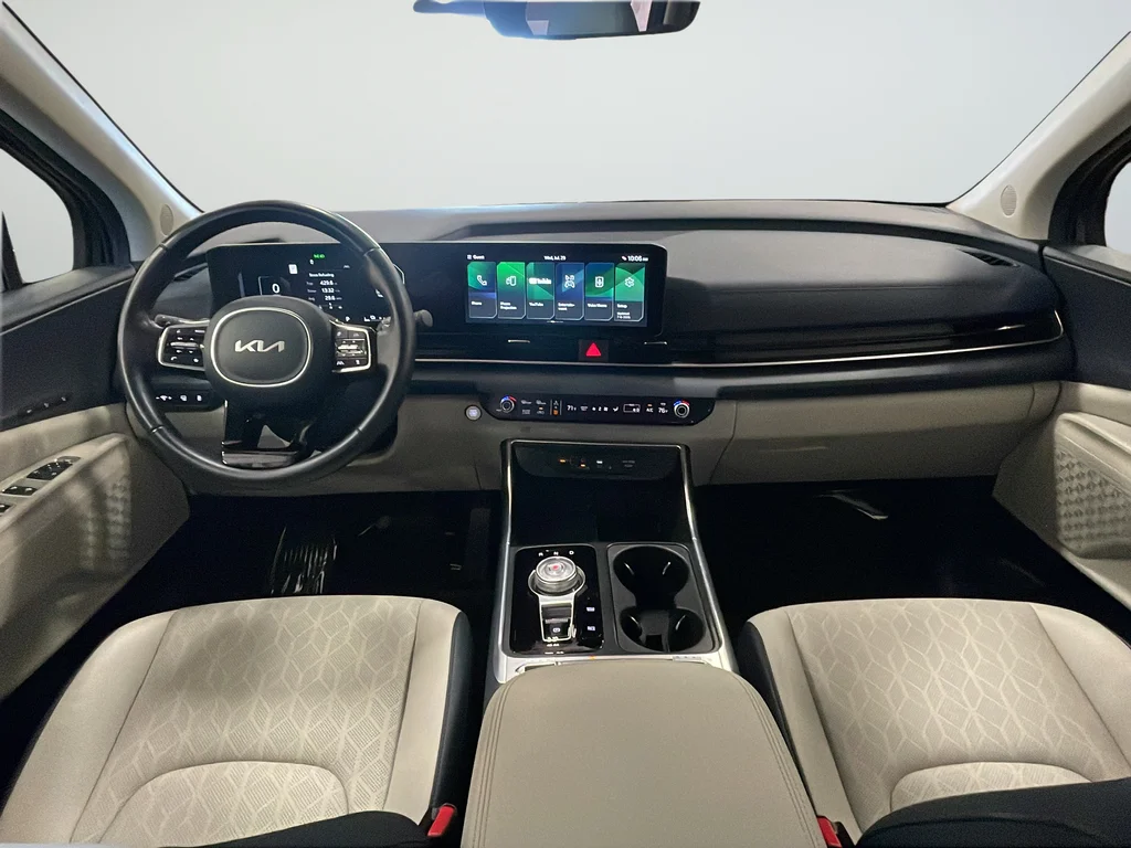 Used 2025 Gray Kia SX image 10