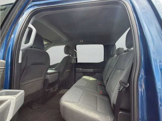 Used 2025 Blue Ford XLT image 12