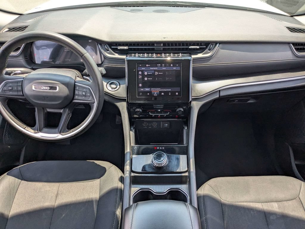 Used 2023 White Jeep Laredo image 15