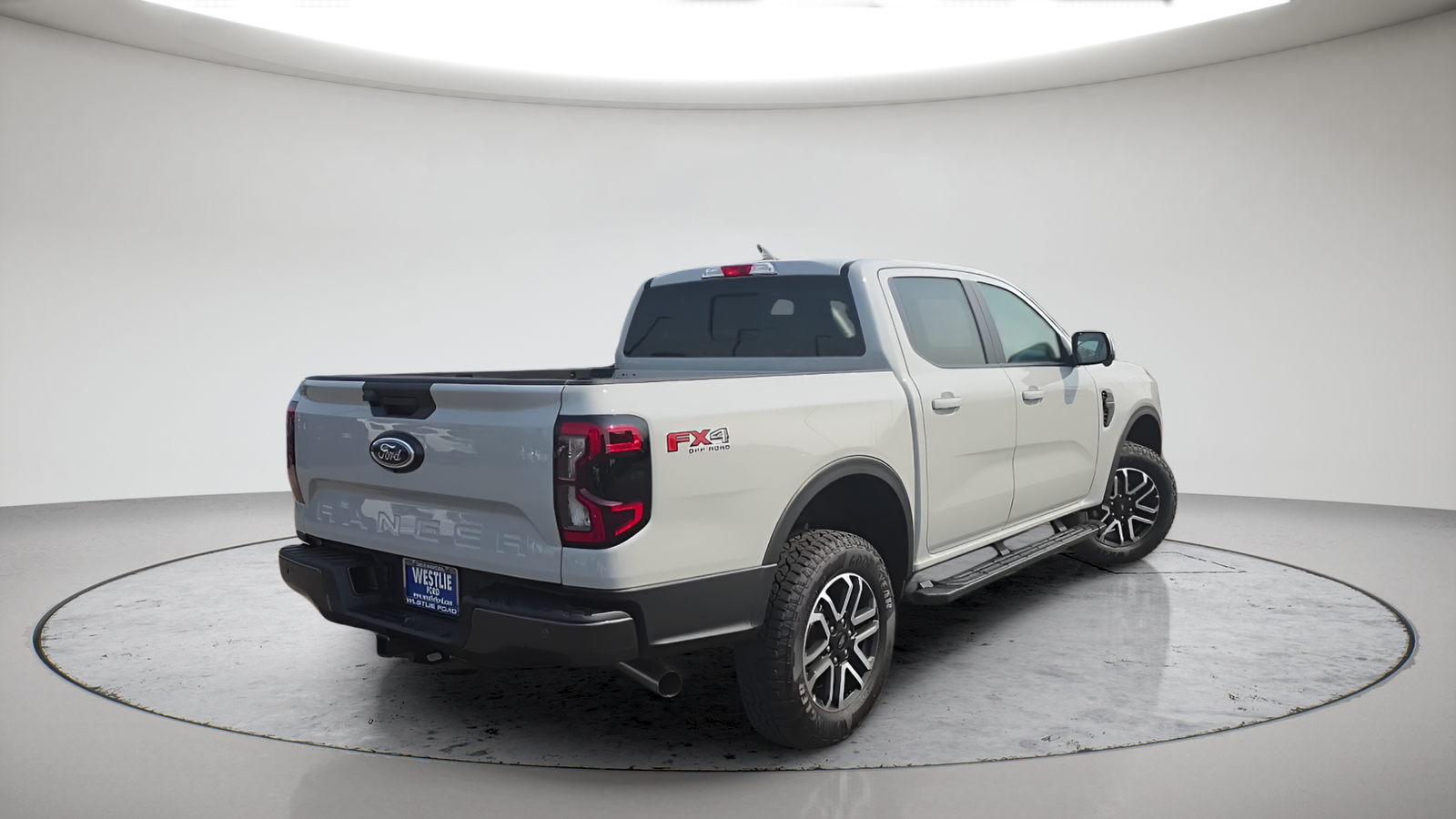 New 2026 Avalanche Ford Lariat® image 7
